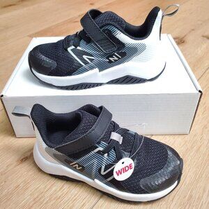 New Balance Rave Run v2 Size 9 Wide Toddler Black Running Shoes School Top Strap